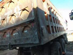 16年北奔前二后八工程自卸車海沃油缸 16年北奔前二后八工程自卸車海沃油缸
