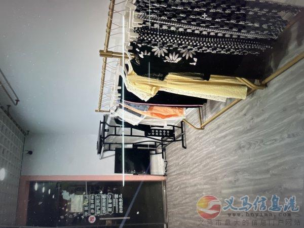 香山街米樣美甲店內(nèi)有空位出租 香山街米樣美甲店內(nèi)有空位出租