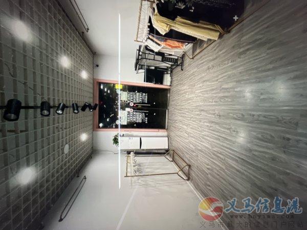 香山街米樣美甲店內(nèi)有空位出租 香山街米樣美甲店內(nèi)有空位出租