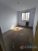 千和小區(qū)小戶型兩室兩廳72平米毛坯房（白墻）現(xiàn)出售，采光良好