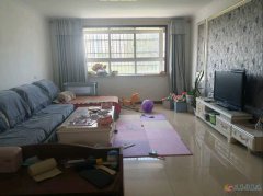 35萬(wàn)出售鑫鵬花園2樓，123平，3室2廳2衛(wèi)，精裝雙氣，拎